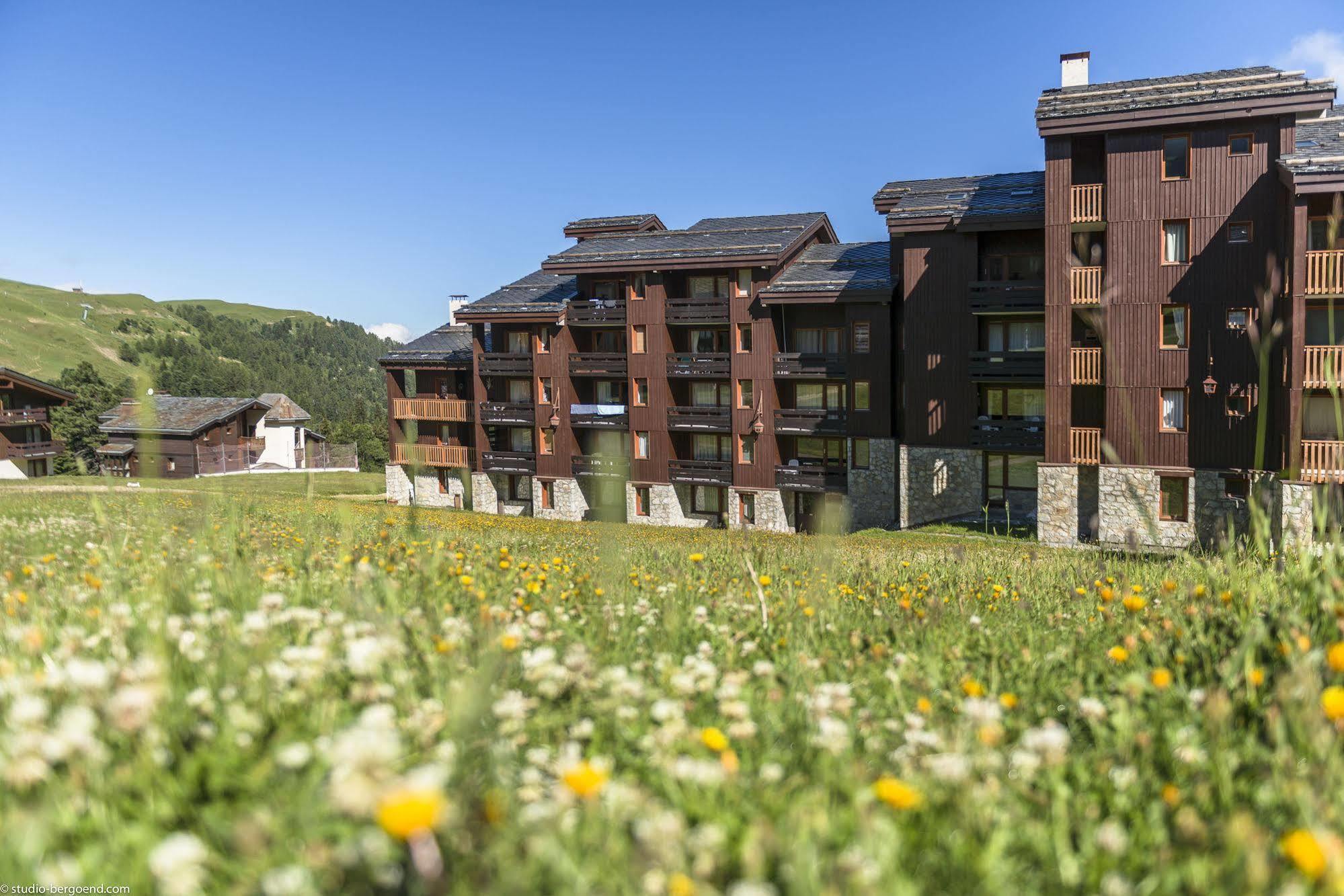 Residence Pierre & Vacances Les Chalets Des Arolles Macot-la-Plagne Exterior foto